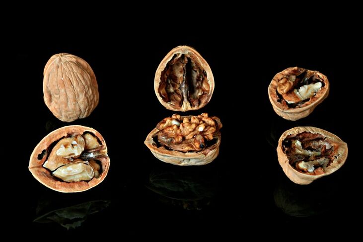 walnut contains useful vitamins for potency